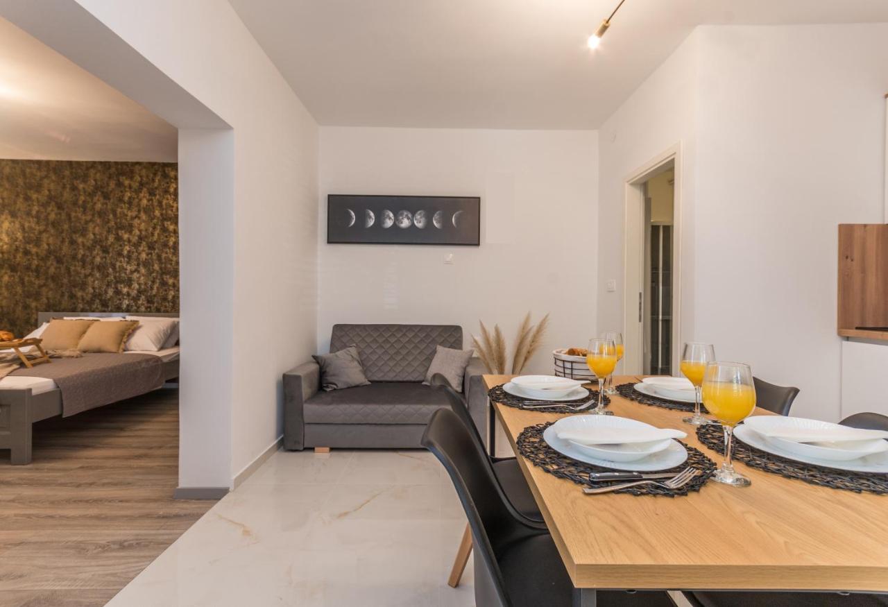 Apartmani A&M Biograd Na Moru Luaran gambar