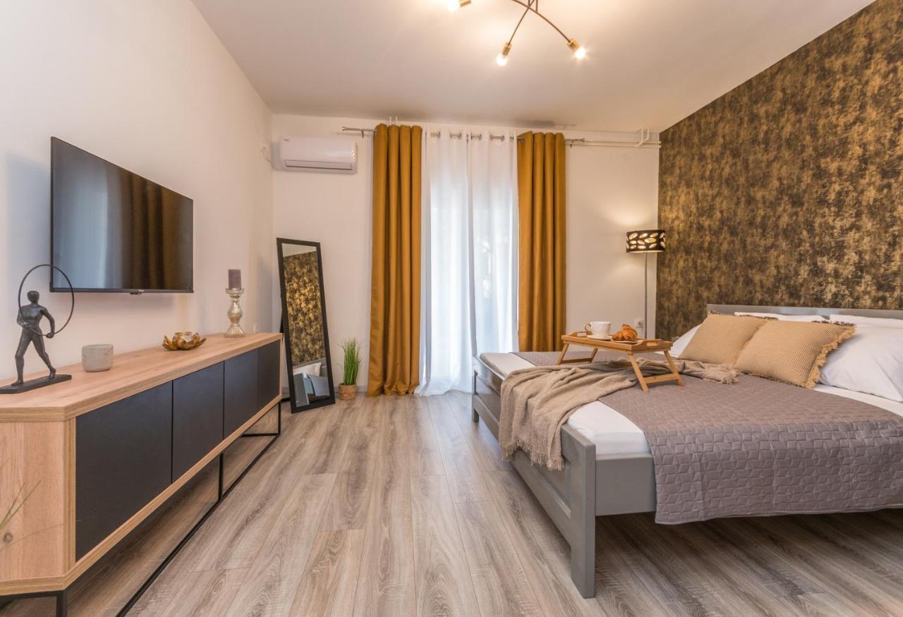 Apartmani A&M Biograd Na Moru Luaran gambar