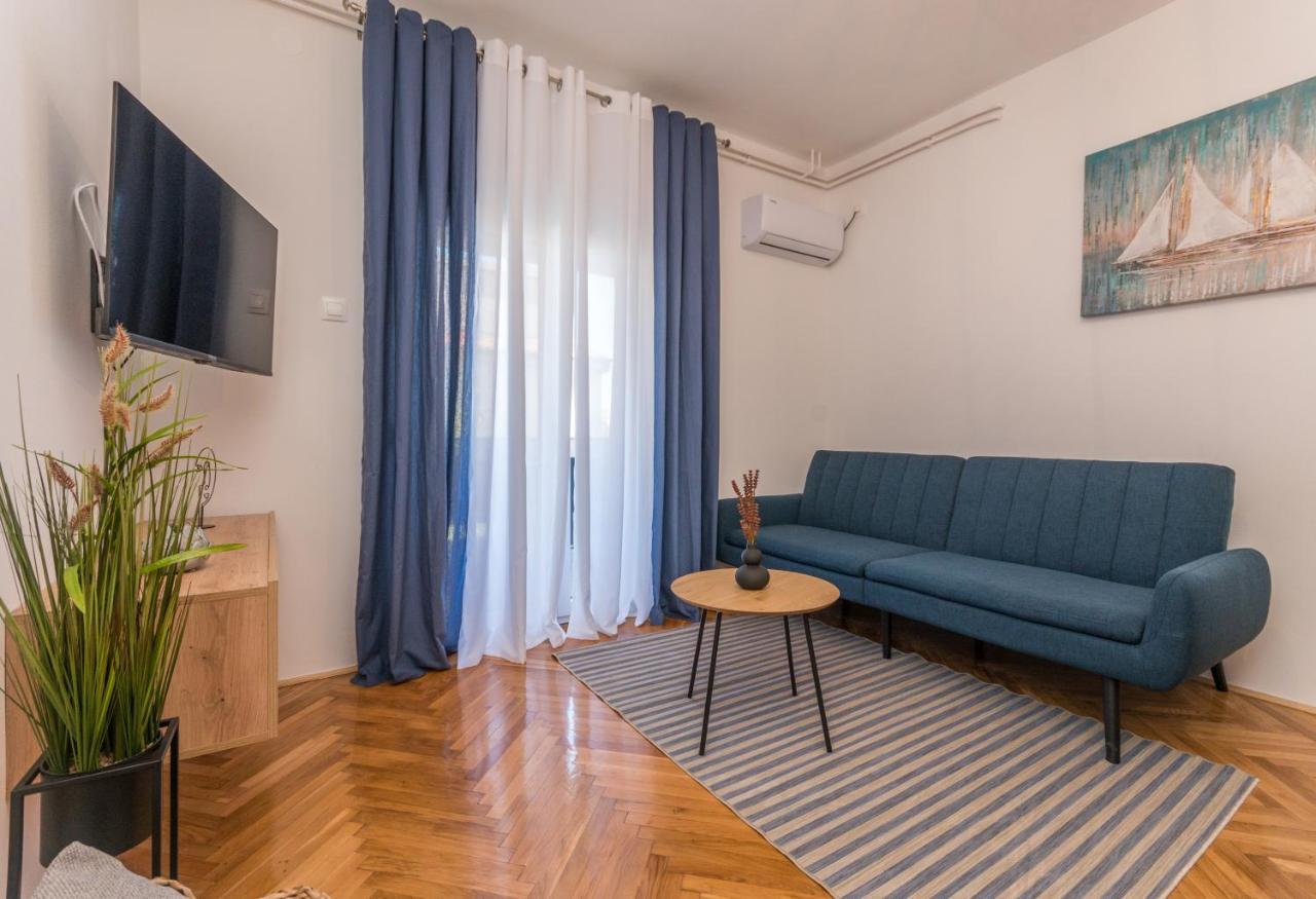 Apartmani A&M Biograd Na Moru Luaran gambar